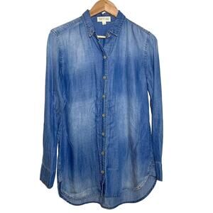 Cloth & Stone Distressed Chambray Fade Button Down Collared Shirt Blue Small